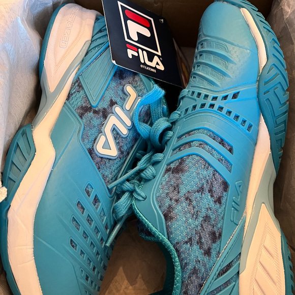 FILA Shoes - FILA Axilus Energized2 (Women Tennis Clay Court Shoes) - Size 7USA